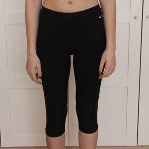 Nike cropped leggings